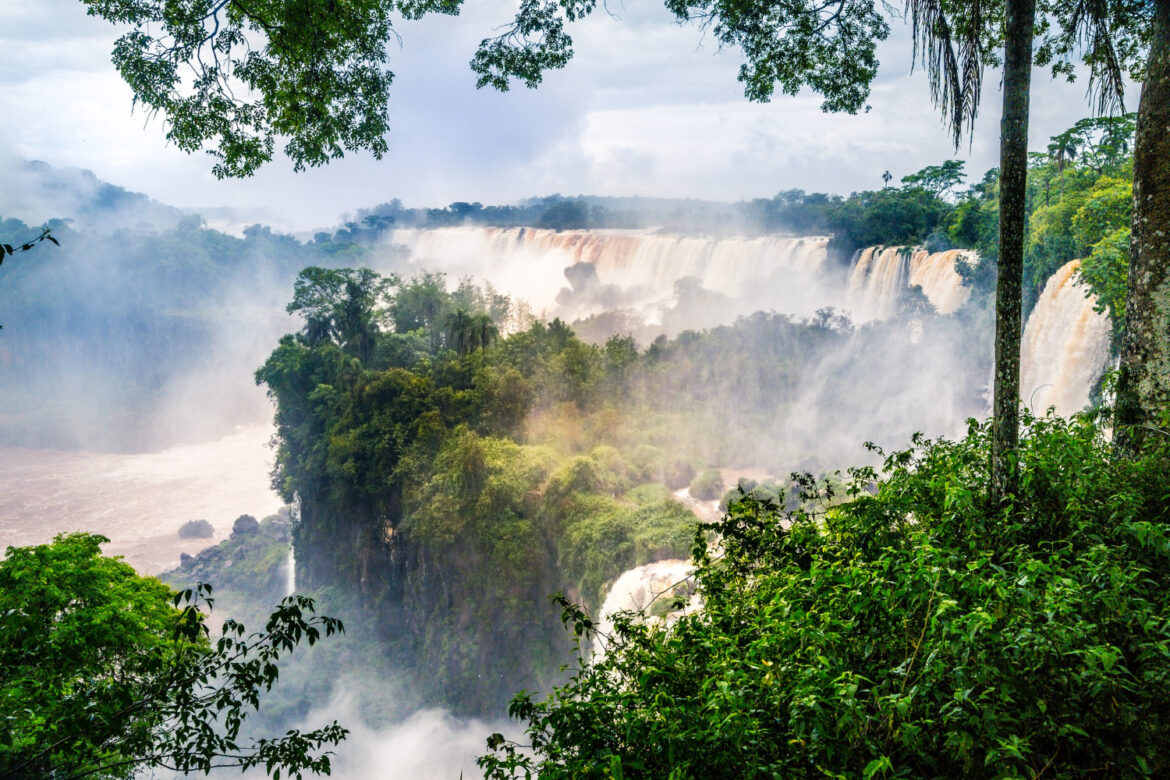 Foz do Iguaçu está entre os principais destinos para 2024