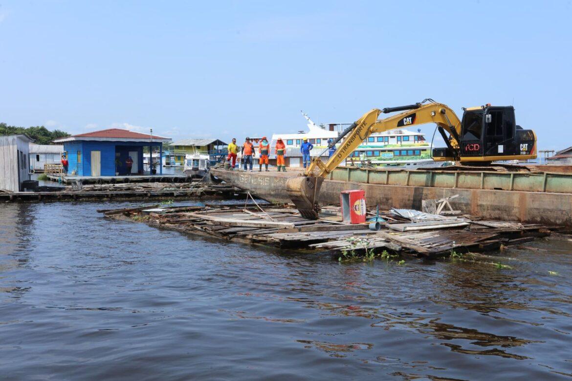 Começa em Manaus a Operação para retirada de flutuantes do Tarumã-Açu