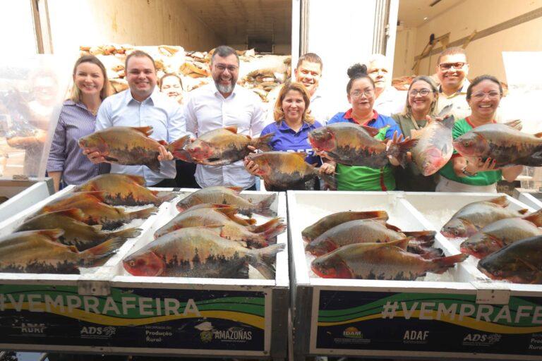Wilson Lima anuncia doação de mais de 360 toneladas de peixe a instituições assistenciais do Amazonas