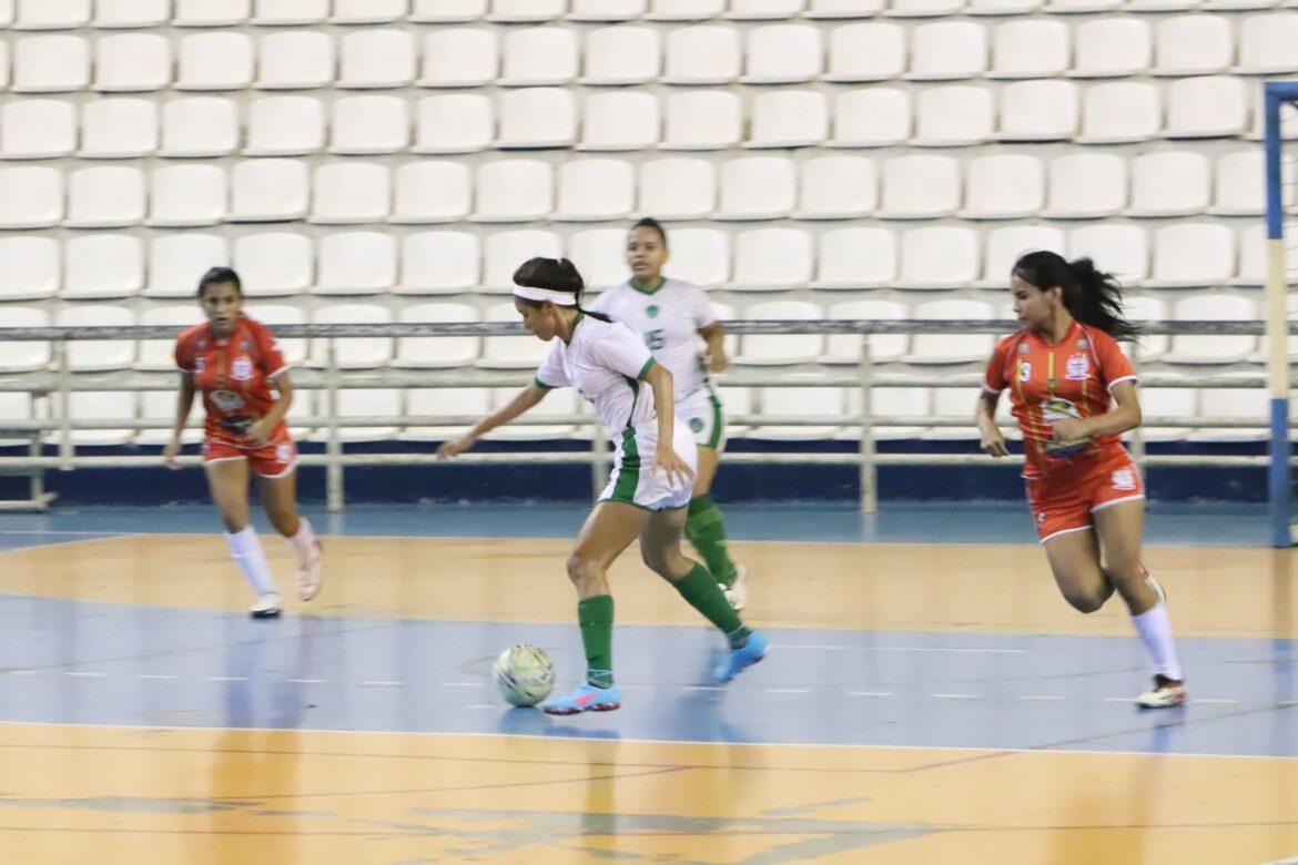 Manaus FC vence Divino e lidera Amazonense de Futsal Sub-20 Feminino