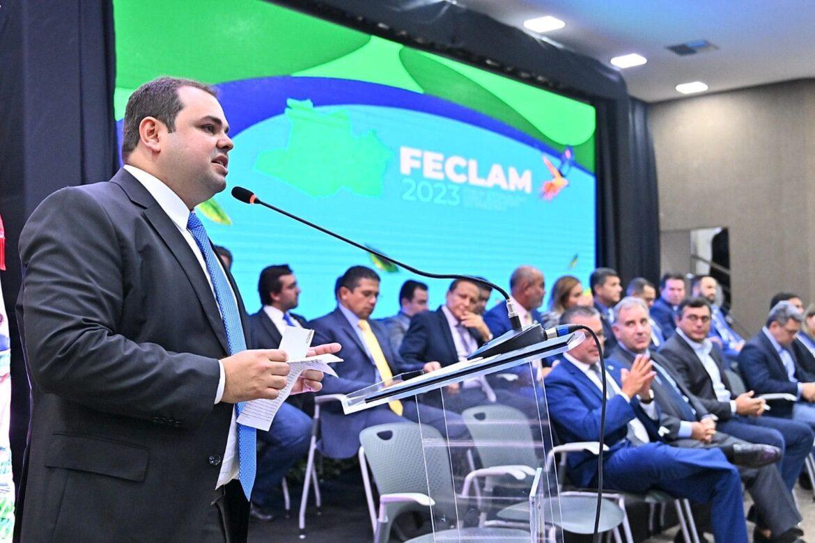 Roberto Cidade destaca importância do Feclam para qualificação dos vereadores dos municípios amazonenses