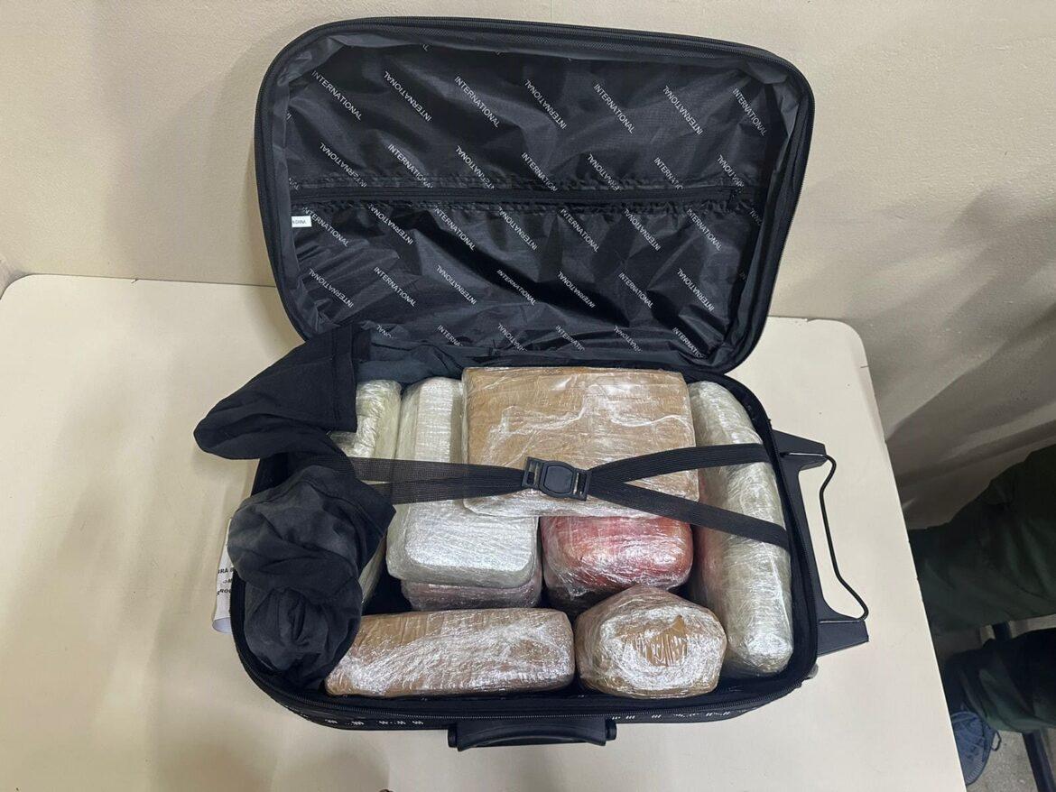 Polícia apreende mala com drogas em aeroporto de São Gabriel da Cachoeira
