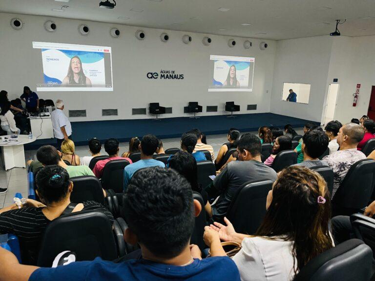 Pioneiros: Programa da Águas de Manaus voltado a alunos de escolas públicas tem aula inaugural