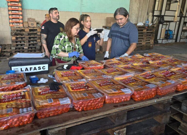 Operação Alforria apreende 20 toneladas de alimentos impróprios e resgata trabalhadores em situação análoga à escravidão