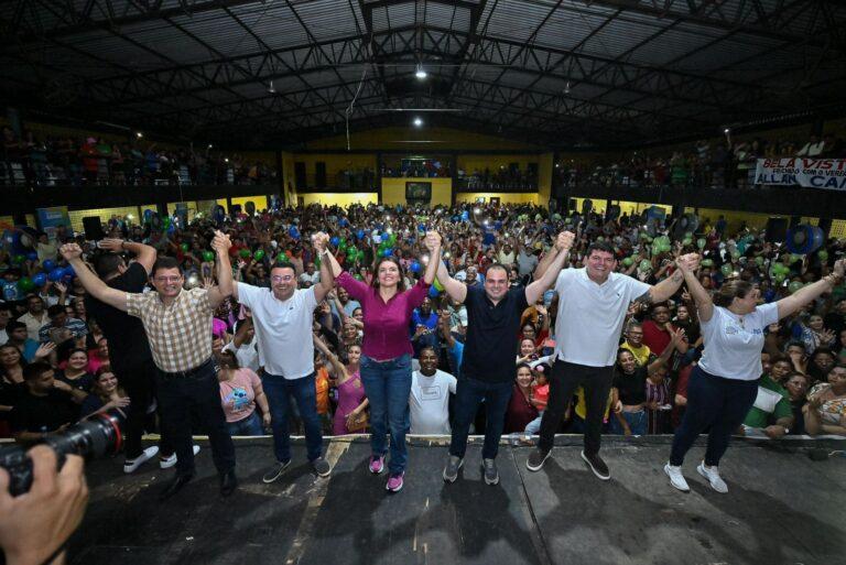 Pré-candidato à Prefeitura de Manaus, Roberto Cidade é recebido por multidão na zona Norte da capital