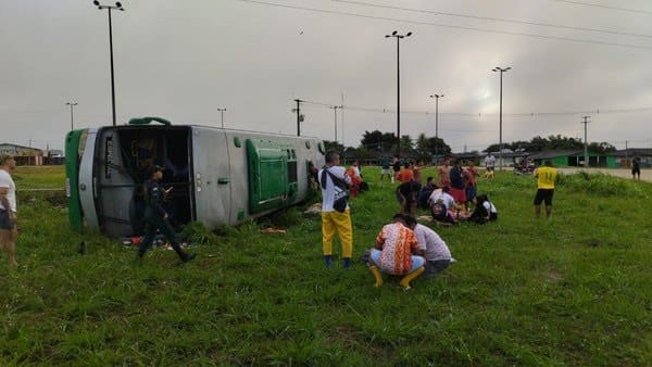 NOTA – Sobre os integrantes da Quadrilha Junina Caipira na Roça de Manaus que sofreu acidente em Roraima neste domingo com veículo que transportava 44 pessoas