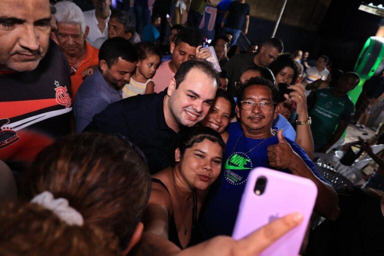 Moradores do Nova Cidade apresentam reivindicações a Roberto Cidade, pré-candidato à Prefeitura de Manaus