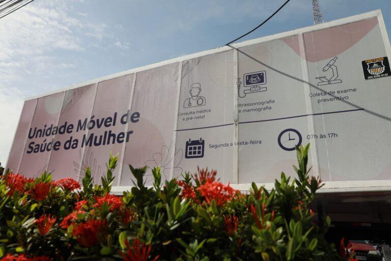 Moradoras do Pau-Rosa recebem atendimento do serviço móvel de Saúde da Mulher da prefeitura