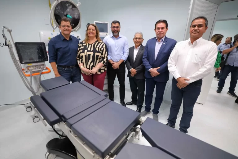 Governador Wilson Lima reinaugura Centro Cirúrgico da Fundação Hospitalar Alfredo da Matta