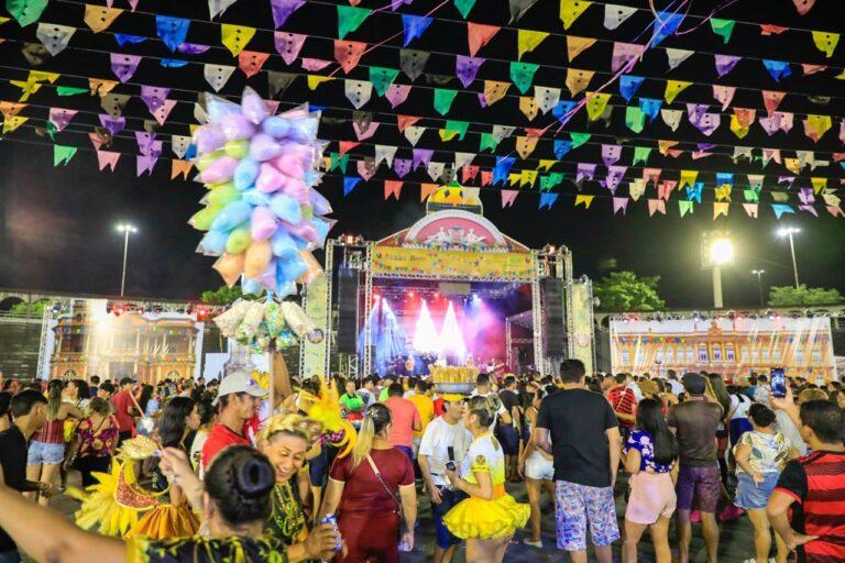 Grupos folclóricos e Banda Canários do Reino abrem o 66º Festival Folclórico do Amazonas - Categoria Ouro