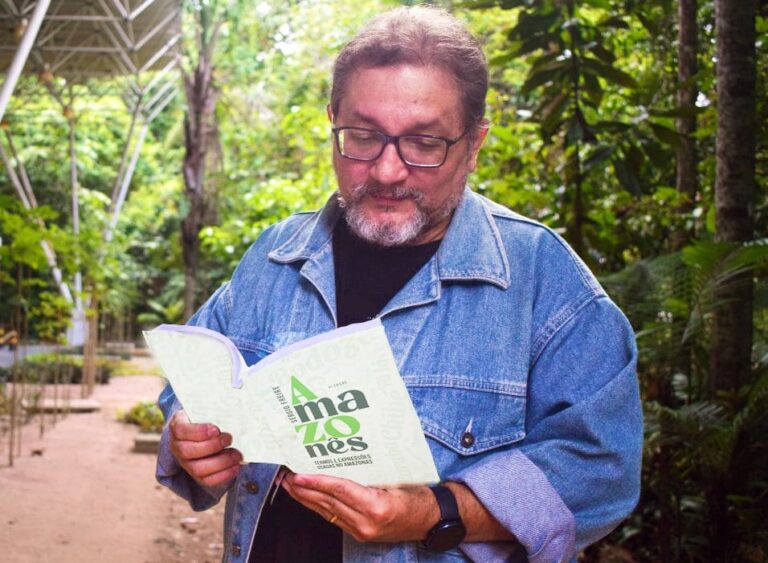 Sérgio Freire lança 4.ª edição da obra 'Amazonês’, na Galeria do Icbeu nesta quinta