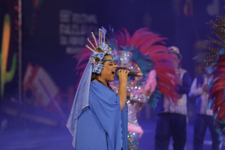 Festival Folclórico do Amazonas fomenta setor musical com danças em apresentações com música ao vivo