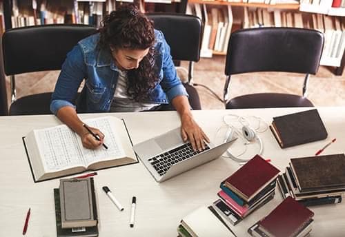 Últimos dias para inscrições de cursos gratuitos para população