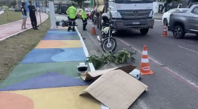 Grave acidente deixa vítima fatal no bairro Ponta Negra em Manaus