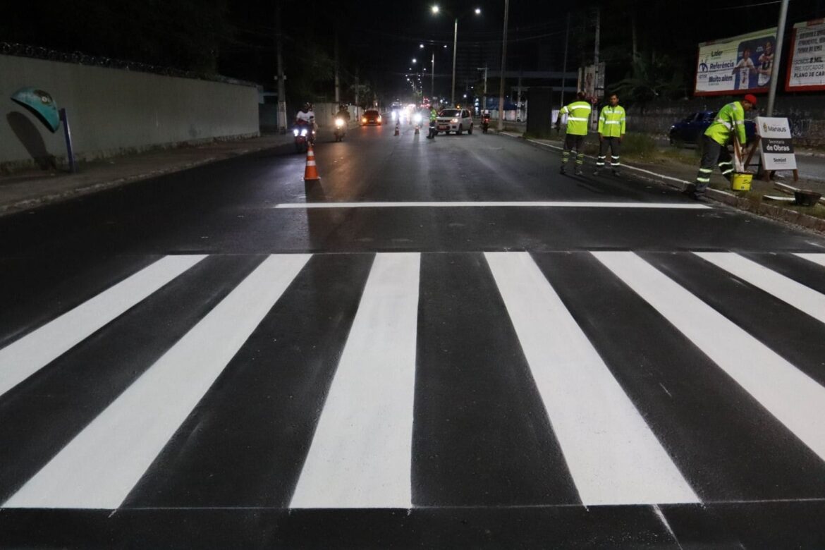 Lóris Cordovil, Constantino Nery e Pedro Teixeira recebem nova sinalização viária