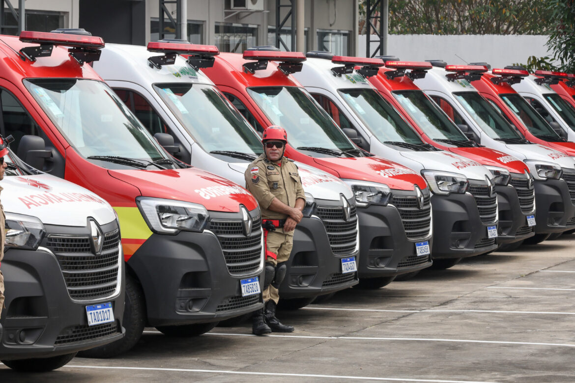 Wilson Lima entrega mais de R$ 30 milhões em equipamentos para Forças de Segurança e inaugura Policlínica Militar