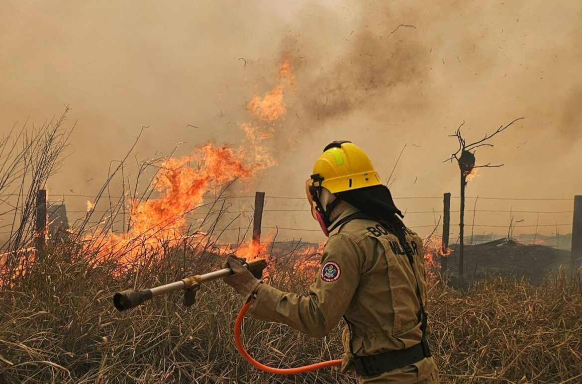 Operação Aceiro já combateu 2.132 focos de incêndios, em Boca do Acre