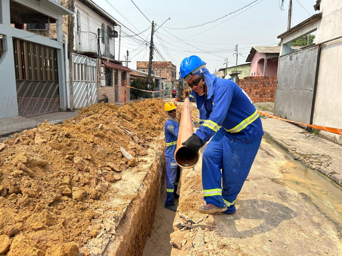 Obras de esgotamento sanitário chegam no Manoa e beneficiam mais de 16 mil moradores da região