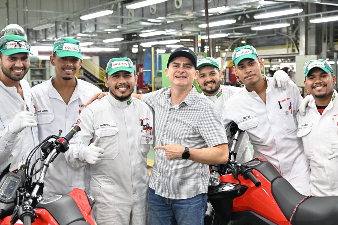 Em visita à Moto Honda, David Almeida reafirma compromisso em defender a ZFM