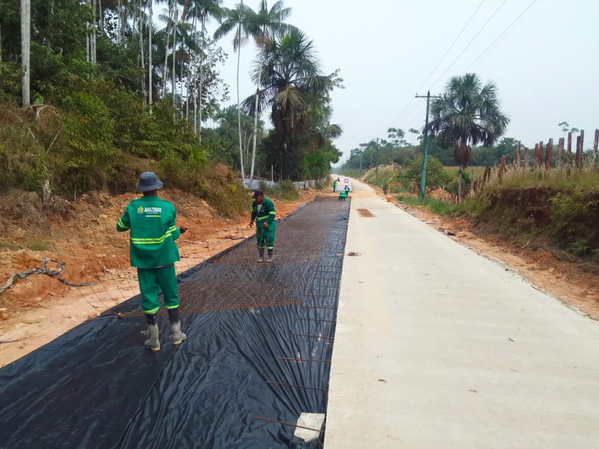 Governo do Amazonas avança com pavimentação da Estrada Perimetral Norte 1