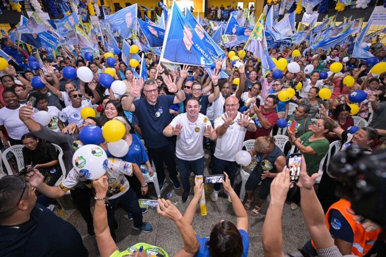 Roberto Cidade movimenta a campanha na zona Norte, neste sábado (21)