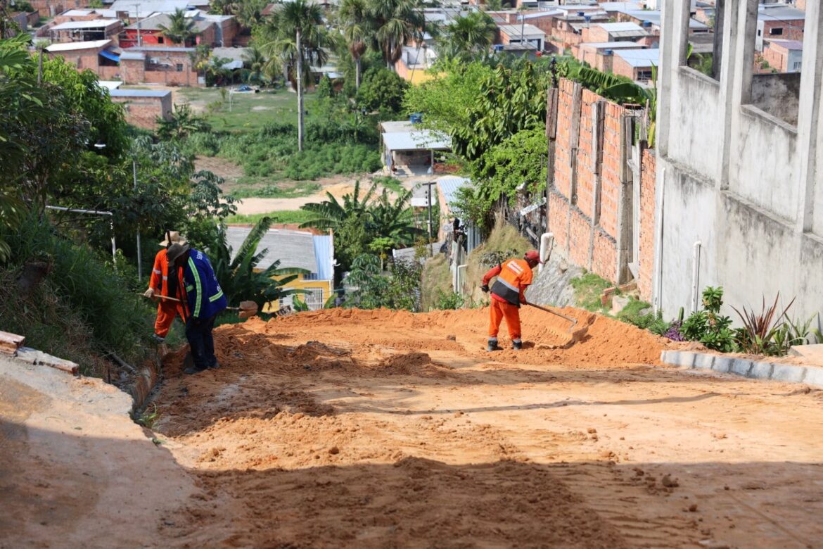 Prefeitura de Manaus implanta rip-rap para conter erosão no bairro Planalto