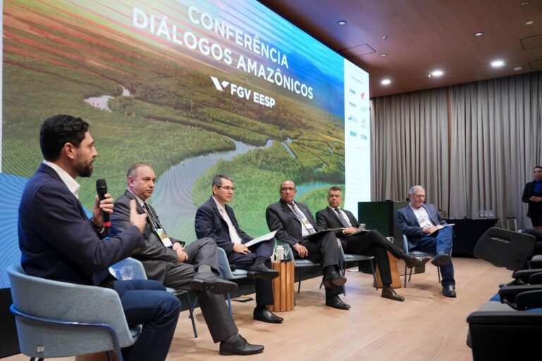 Águas de Manaus participa de discussão sobre economia azul e sustentabilidade hídrica com representantes do Governo Federal e lideranças empresariais