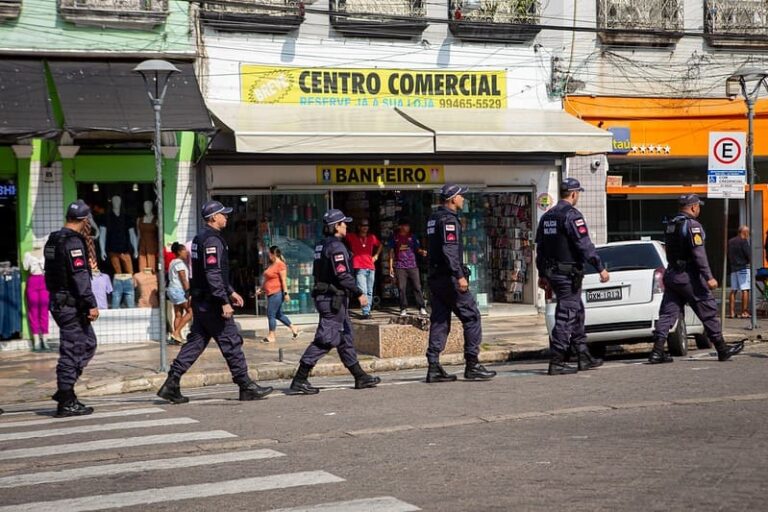 De janeiro a outubro de 2024, Manaus apresenta queda nos crimes de roubos de veículos e em transporte coletivo