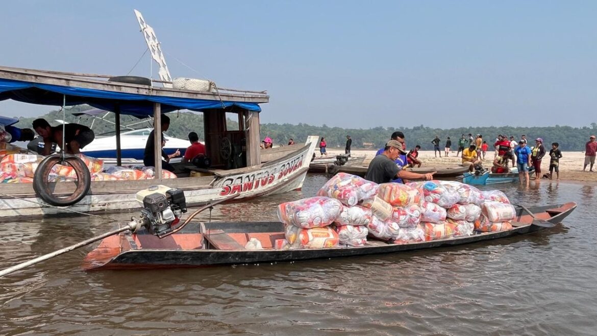 Operação Estiagem: Mais de 122 toneladas de alimentos já foram destinadas aos indígenas do Amazonas