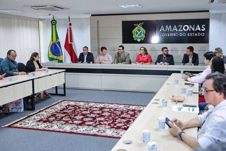 Prefeitura de Manaus e Governo do Amazonas divulgam calendário de Matrículas 2025