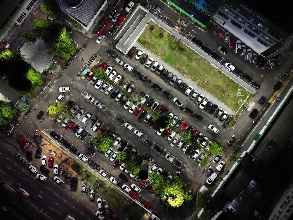 Governo do Amazonas moderniza iluminação pública na área externa do Complexo Hospitalar Sul