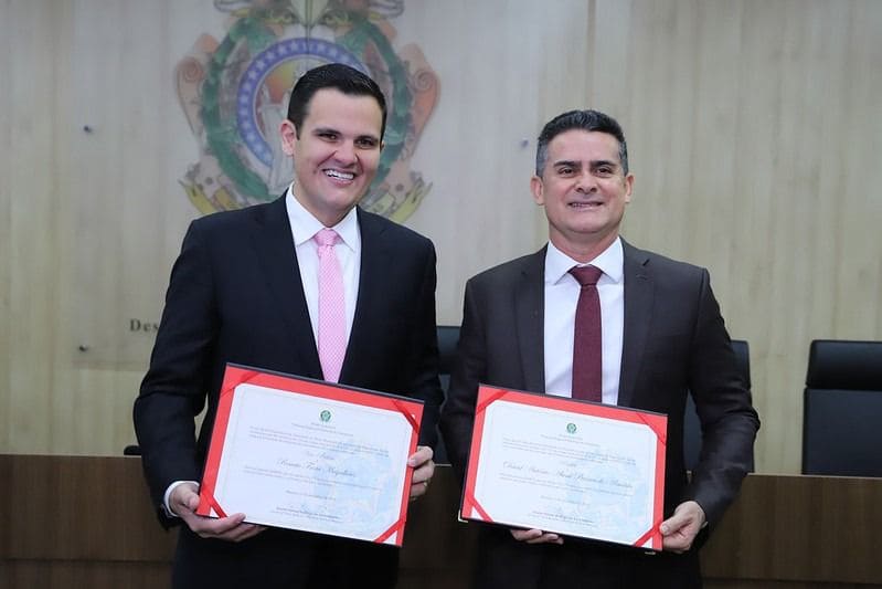 Prefeito David Almeida e Vice-Prefeito Renato Junior são diplomados pelo TRE-AM