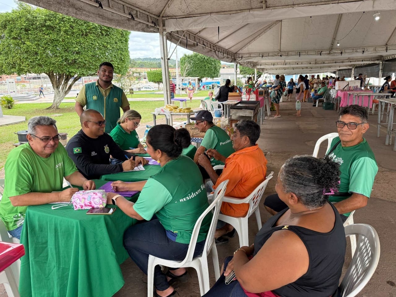 ADS intensifica ação itinerante e recadastra 126 feirantes em quatro cidades da região metropolitana de Manaus