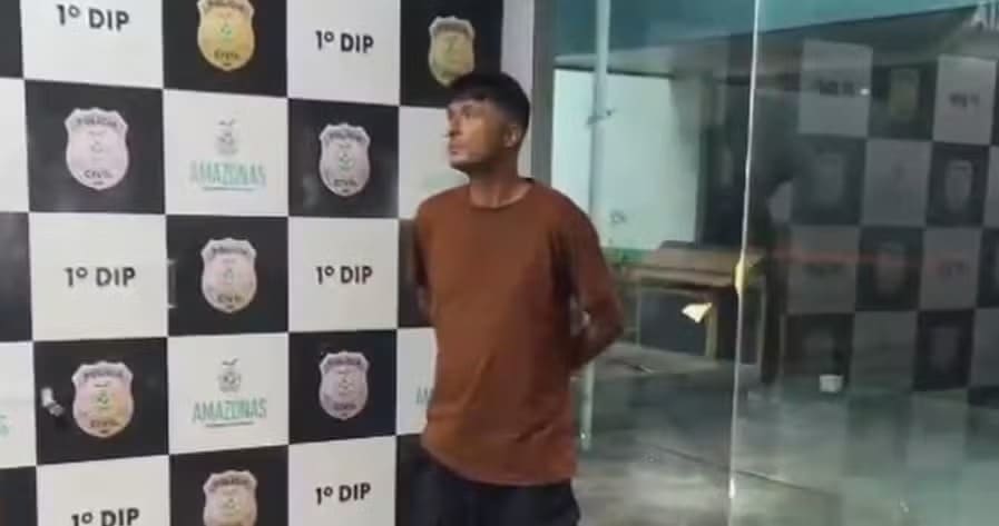 Homem é preso por invasão à igreja e agressão ao padre, em Manaus