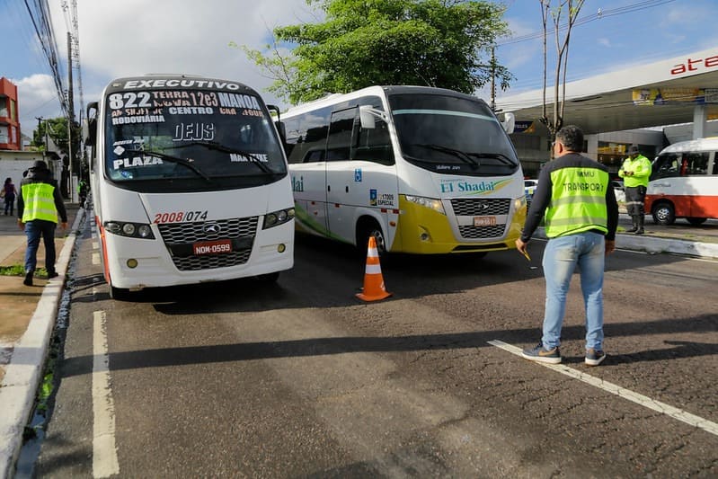 Prefeitura intensifica fiscalização do transporte executivo e alternativo para garantir serviços de qualidade aos usuários