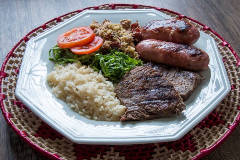 Comida na mesa pode ficar mais barata, mas o prato feito continua tributado