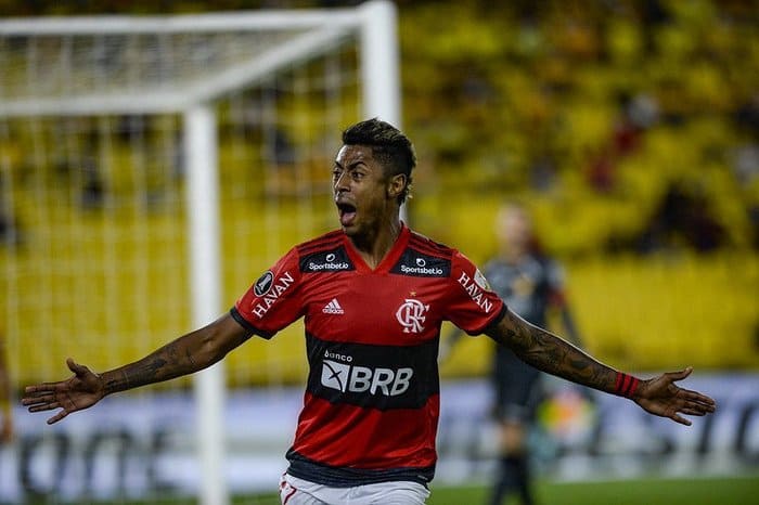 Bruno Henrique brilha e Flamengo conquista Supercopa do Brasil