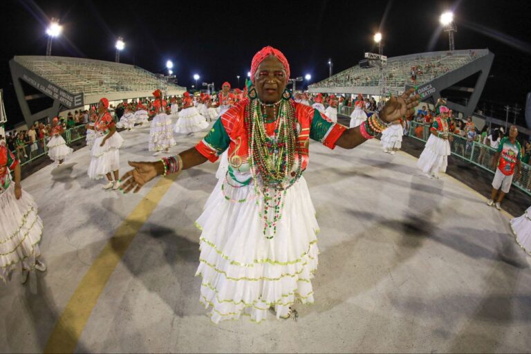 Carnaval na Floresta 2025: Escolas de Samba do Grupo Especial de Manaus movimentam o Sambódromo*