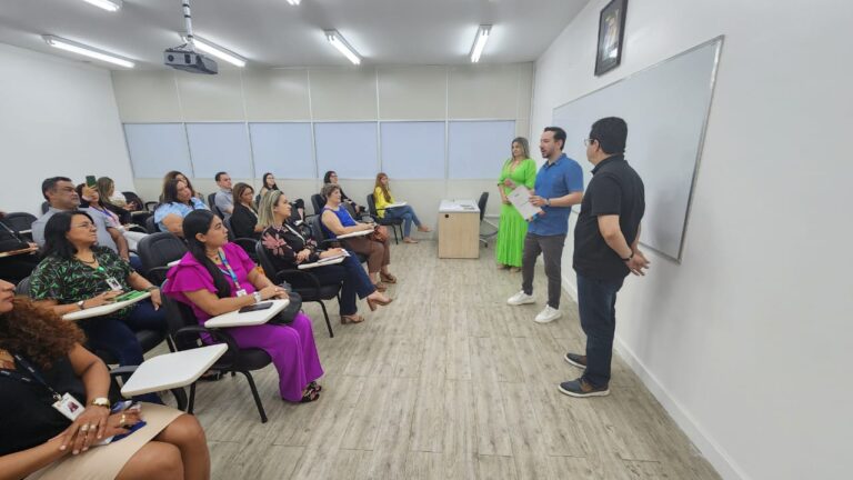 Escola de Serviço Público realiza reunião de alinhamento com agentes para apresentação de grade curricular