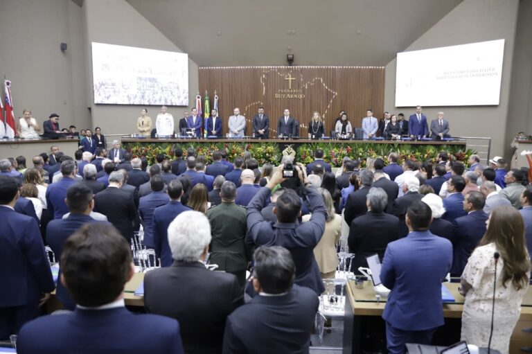 Assembleia Legislativa do Amazonas inicia nova legislatura com posse da Mesa Diretora