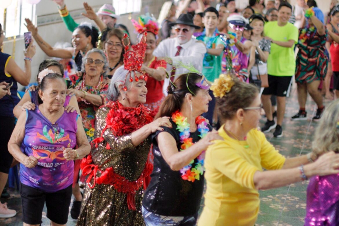 Governo do Amazonas promove Carnaval para idosos e envelhecentes do projeto EnvelheSER 60+