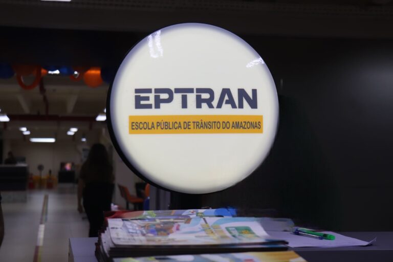 Detran-AM oferece curso de especialização e atualização de mototaxista, em Tefé