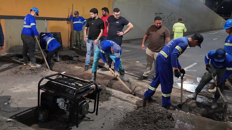 Prefeitura de Manaus inicia implantação de novas tampas do viaduto do São Jorge