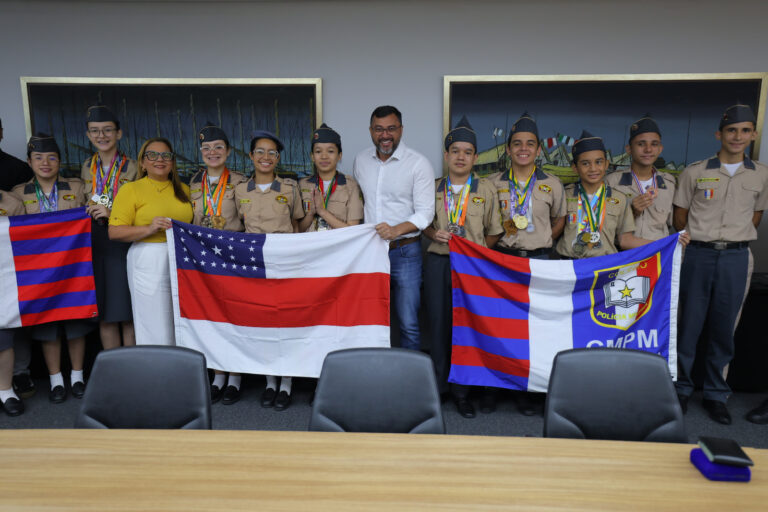 Governador Wilson Lima destaca apoio a estudantes do Amazonas que vão participar da Olimpíada Internacional de Matemática, na Tailândia