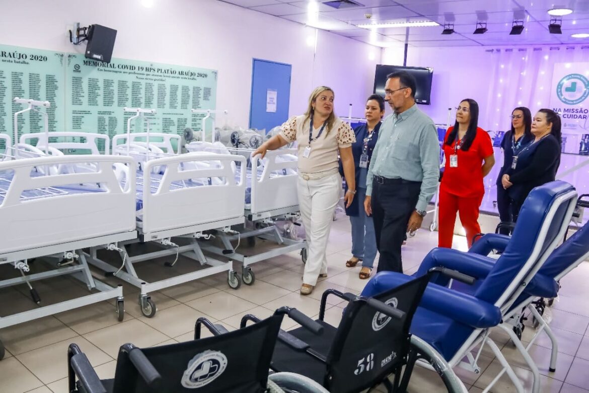 Governo do Amazonas entrega laboratório e mais de 200 equipamentos no HPS Platão Araújo