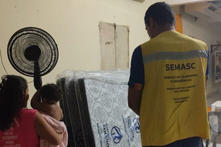 Prefeitura de Manaus presta assistência às famílias atingidas pelas chuvas