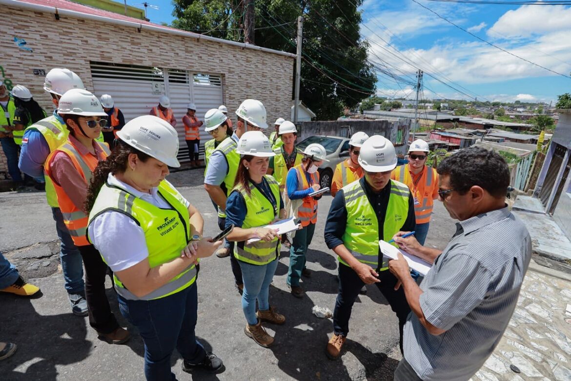 Governo do Amazonas prioriza reassentamento de famílias da Comunidade da Sharp pelo Prosamin+