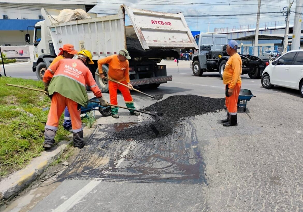 Trecho do bairro Nossa Senhora das Graças recebe recuperação asfáltica