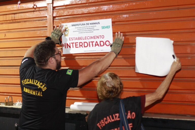 Bares são autuados por diversas irregularidades em três zonas de Manaus