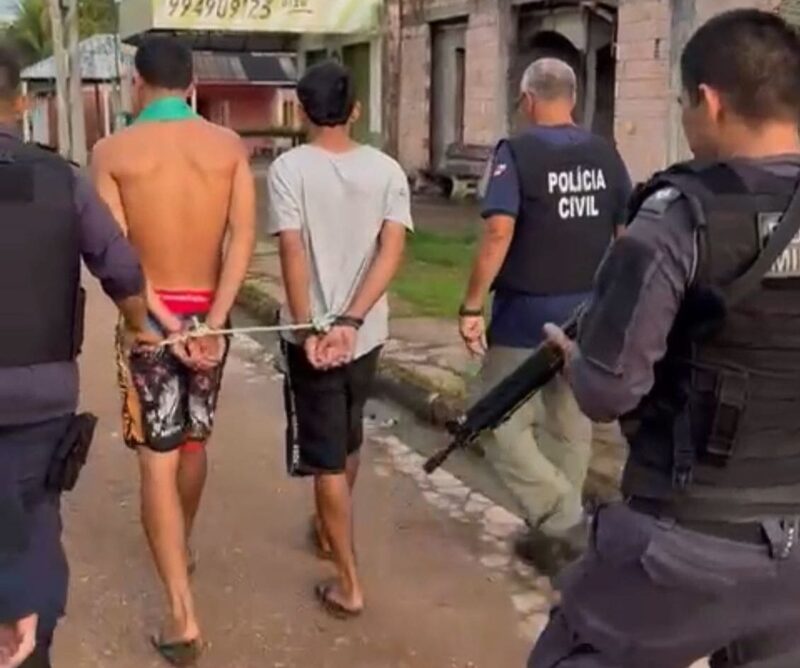 Polícias prendem dois suspeitos de envolvimento no tribunal do crime, em Nova Olinda do Norte